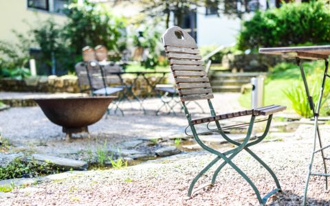 Garten mit Feuerschale