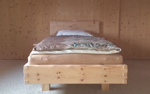 3-Bett-Zirben-Galerie in der 2. Etage