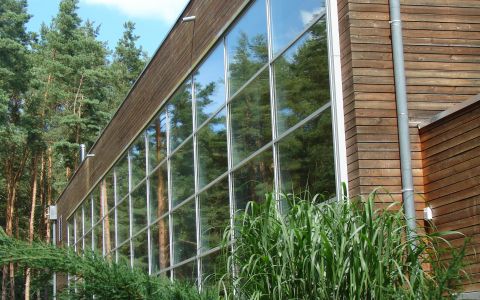 Sport- und Konferenzhalle