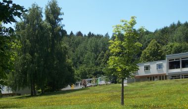 Familienferiendorf und Bildungsinstitut Hübingen
