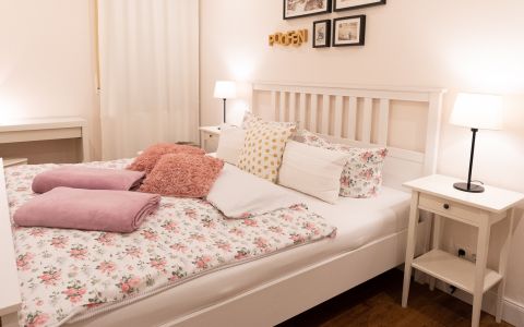 Schlafzimmer in der ersten Eta