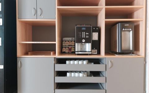 Kaffee/Tee, Wasserspender