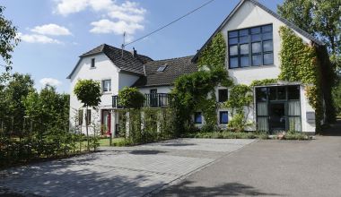 Schwarzpappelhof - Seminar-, Gäste-, Heil- und Kulturhaus