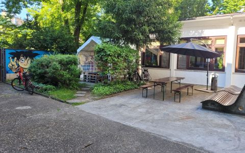 Eine kleine Pause im Hof