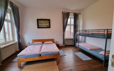 Vierbettschlafzimmer im Pastorat