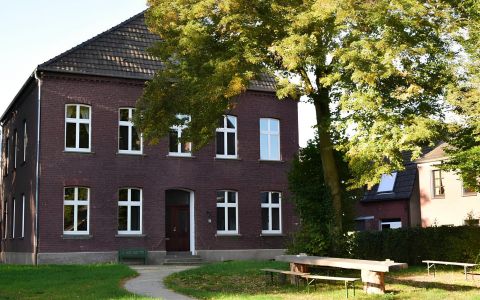 Frontansicht des Alten Pastorats