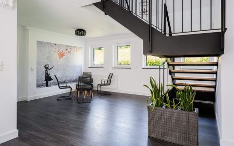 10 Alte Schule Deifeld Ferienwohnung Sauerland Winterberg Deutschland Treppenhaus - kopie